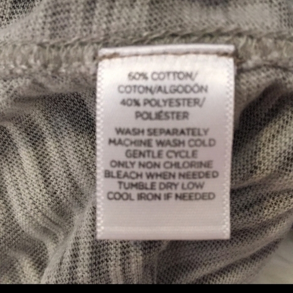 Lou & Grey Heathered Gray Pocket Tee - Picture 6 of 6
